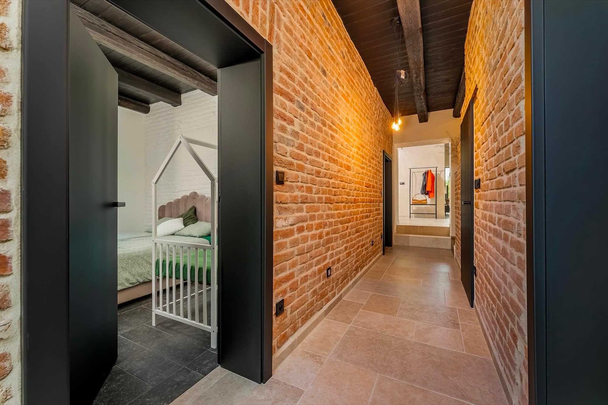 Interiér a zázemí apartmánu APIS