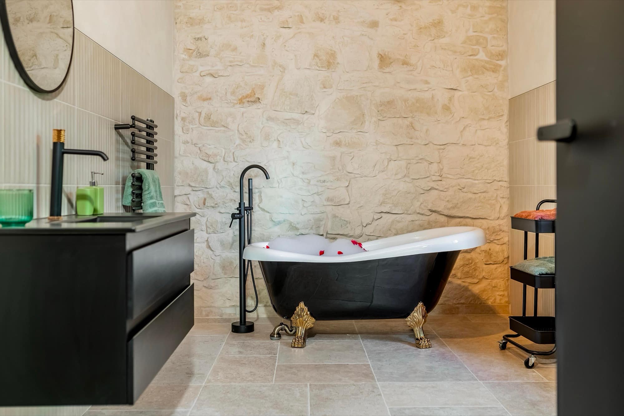 Interiér a zázemí apartmánu APIS