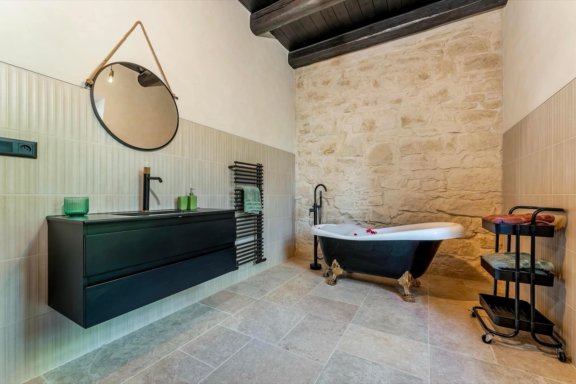 Interiér a zázemí apartmánu APIS